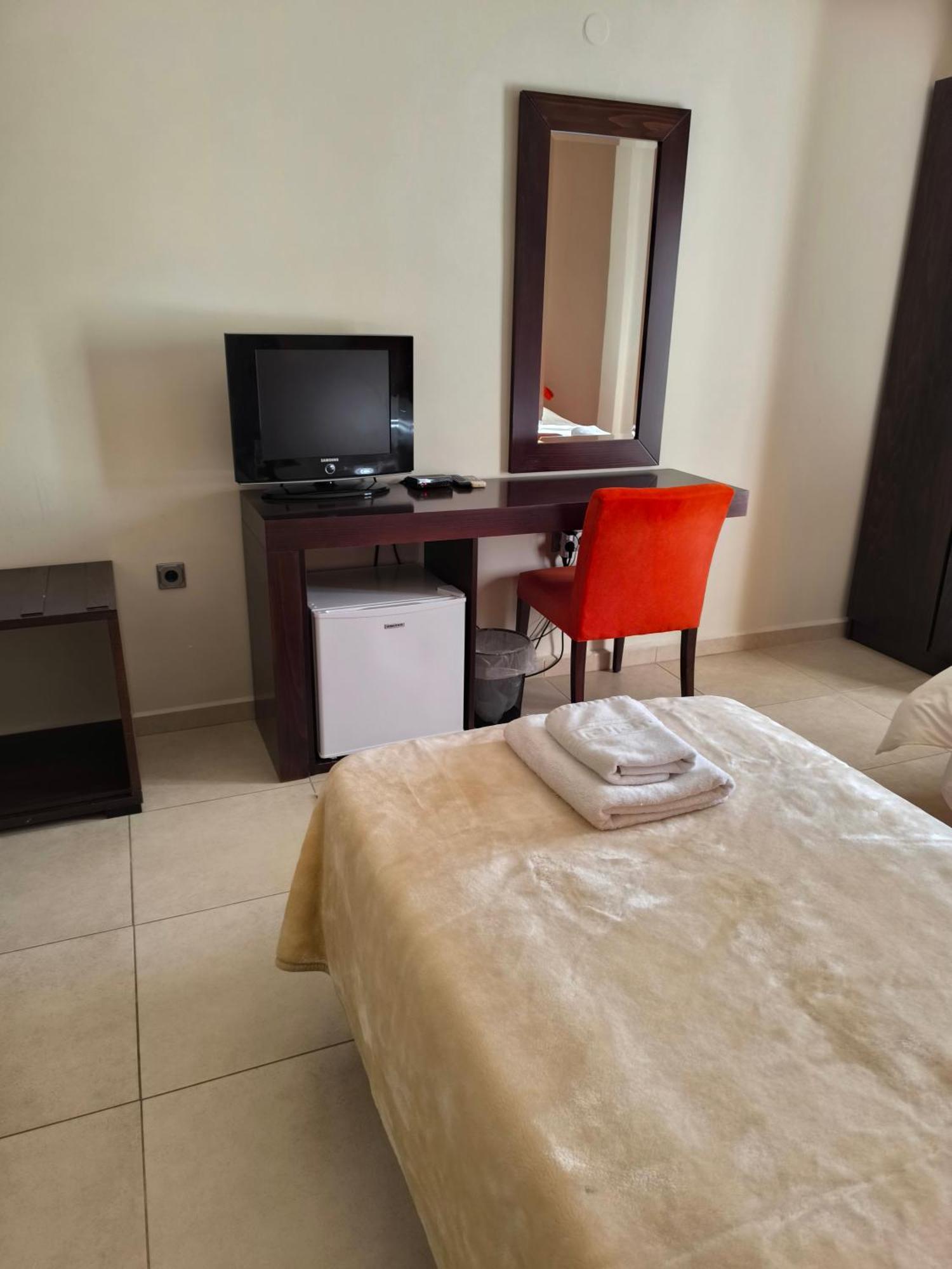 Faraggi Hotel Simvolí Esterno foto